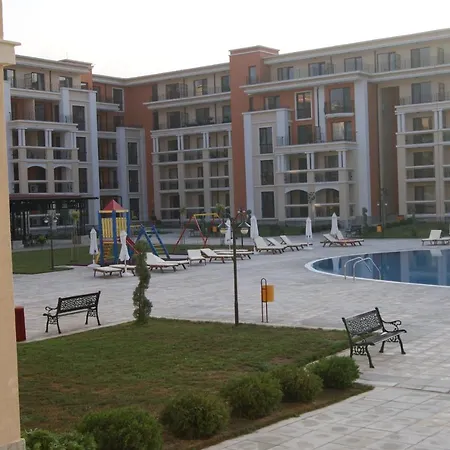 Fort Beach Апартамент
